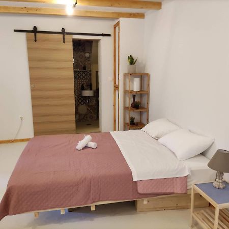 Zaira'S Apartment Corfu Town Exterior photo