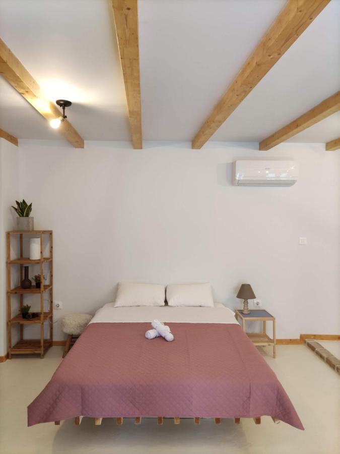 Zaira'S Apartment Corfu Town Exterior photo